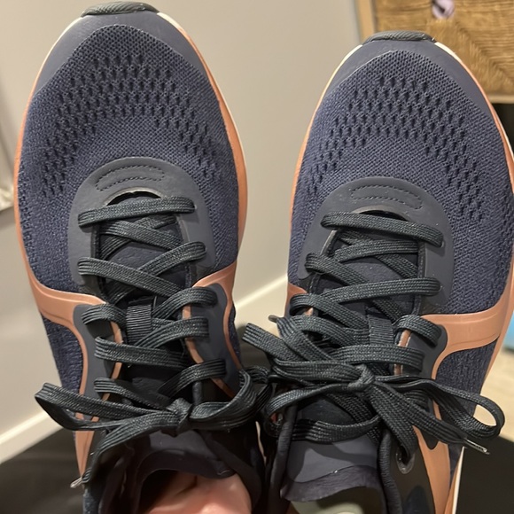 Chargefeel Low Women’s Workout Shoe - Picture 14 of 15